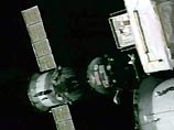 "После того как "Прогресс М-50" отойдет от МКС и "грузовику" будет выдан импульс на сход с орбиты, Салижан Шарипов проведет научный эксперимент "Релаксация" по изучению воздействия выхлопов двигателей корабля на станцию"