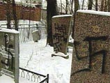 В Москве возмущены погромом на еврейском кладбище Санкт-Петербурга