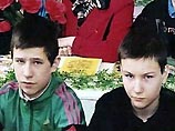 В распоряжение журналистов попали письма близнецов Александра и Дмитрия Опариных, которые совершили побег из части, расстреляли двух милиционеров и захватили заложников В распоряжение журналистов попали письма близнецов Александра и Дмитрия Опариных, которые совершили побег из части, расстреляли двух милиционеров и захватили заложников