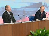 По его данным, ВВП России в 2004 году вырастет на 6,8%. Этот показатель соответствует среднегодовым темпам роста экономики РФ за последние 5 лет. Таким образом, ускорить рост экономики не удалось По его данным, ВВП России в 2004 году вырастет на 6,8%. Этот показатель соответствует среднегодовым темпам роста экономики РФ за последние 5 лет. Таким образом, ускорить рост экономики не удалось
