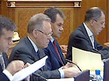 Шойгу за предложение Путина закрыть телетрансляции заседаний правительства - он молчит уже три заседания
