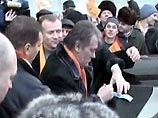 По оценке украинских и международных наблюдателей, эта кампания прошла на равных, без использования административного ресурса По оценке украинских и международных наблюдателей, эта кампания прошла на равных, без использования административного ресурса