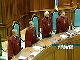 ЦИК Украины обещает выполнить решение КС о голосовании вне участков