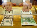 Отрыв евро от доллара впервые превысил 10 рублей