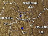 В Тульской области рейсовый автобус упал с моста и переломился пополам В Тульской области рейсовый автобус упал с моста и переломился пополам