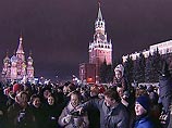На улицах в центре Москвы Новый год встретили около ста тысяч человек