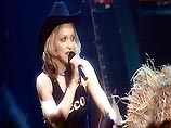 Мадонна пообещала, что споет вместе с Паваротти арию "Мой дорогой"