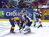 Омский "Авангард" побеждает "Химик" и возвращается в первую восьмерку Омский "Авангард" побеждает "Химик" и возвращается в первую восьмерку