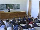 Россияне не хотят, чтобы студентов лишили отсрочек от службы в армии Россияне не хотят, чтобы студентов лишили отсрочек от службы в армии
