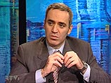 Каспаров видит Путина "фашистом", разрушающим российскую демократию Каспаров видит Путина "фашистом", разрушающим российскую демократию