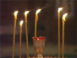 Патриарх призвал духовенство снять ценники со свечей