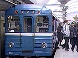 после 25 января каждый льготник может обратиться в любую кассу на любой станции метрополитена, предъявив паспорт и пенсионное удостоверение, за 230 рублей приобрести карточку на все виды городского транспорта, включая метрополитен после 25 января каждый льготник может обратиться в любую кассу на любой станции метрополитена, предъявив паспорт и пенсионное удостоверение, за 230 рублей приобрести карточку на все виды городского транспорта, включая метрополитен