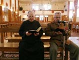 Христианское население Ирака насчитывает около одного миллиона человек Христианское население Ирака насчитывает около одного миллиона человек