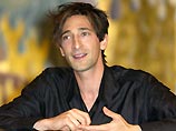 Американский актер Эдриан Броуди, который в 2003 году завоевал "Оскар" за роль известного в Польше музыканта Владислава Шпильмана в фильме Романа Полански "Пианист", обнародует имена номинантов на "Оскар" 2005 года Американский актер Эдриан Броуди, который в 2003 году завоевал "Оскар" за роль известного в Польше музыканта Владислава Шпильмана в фильме Романа Полански "Пианист", обнародует имена номинантов на "Оскар" 2005 года