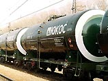 Гендиректор Petroval Джон Лаш заявил "Ведомостям", что в среду компания отправила некоторым своим клиентам письма, в которых сообщила об отказе от исполнения своих обязательств по поставке нефти ЮКОСа