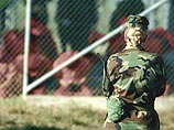 Арабов на базе Гуантанамо пытают сексуальные извращенки, утверждает американский военный Арабов на базе Гуантанамо пытают сексуальные извращенки, утверждает американский военный