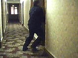Капитан Вадим Балакин и старший лейтенант Михаил Карташов пытались получить от китайских коммерсантов $5 тыс Капитан Вадим Балакин и старший лейтенант Михаил Карташов пытались получить от китайских коммерсантов $5 тыс
