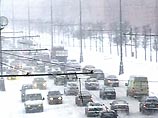 На МКАД и Новорижском шоссе в Подмосковье из-за многочисленных ДТП образовались гигантские "пробки"