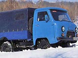 Автомобиль УАЗ-3303, в котором находились семь рыбаков, провалился под лед Куйбышевского водохранилища в Татарстане утром в пятницу. Как сообщили в пресс-службе МЧС республики, автомобиль попал в трещину льда в 20 километрах от деревни Атабаево Автомобиль УАЗ-3303, в котором находились семь рыбаков, провалился под лед Куйбышевского водохранилища в Татарстане утром в пятницу. Как сообщили в пресс-службе МЧС республики, автомобиль попал в трещину льда в 20 километрах от деревни Атабаево