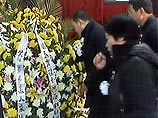 На церемонии прощания руководство страны представлял член Постоянного комитета Политбюро ЦК КПК Цзя Циньлинь, член Госсовета КНР Хуа Цзяньминь и другие официальные лица На церемонии прощания руководство страны представлял член Постоянного комитета Политбюро ЦК КПК Цзя Циньлинь, член Госсовета КНР Хуа Цзяньминь и другие официальные лица