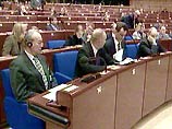 Накануне бюро рассмотрело принятый комиссией по юридическим вопросам и правам человека документ - заявление "Недавние нарушения прав человека в Чеченской Республике" и сочло, что выводы, сделанные в нем, недостаточно обоснованы