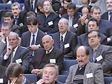 "Мы не можем выступать заодно с коммунистами и Рогозиным. Это им даст, а не нам", - сказал Надеждин на Совете партии. По его словам, выход с акциями протеста уменьшит возможность маневра СПС на федеральном уровне "Мы не можем выступать заодно с коммунистами и Рогозиным. Это им даст, а не нам", - сказал Надеждин на Совете партии. По его словам, выход с акциями протеста уменьшит возможность маневра СПС на федеральном уровне