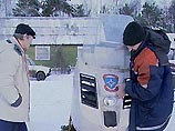 В Петербурге депутат Госдумы Рагозин провалился под лед, катаясь на снегоходе