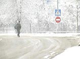 В Ростове-на-Дону при падении обледенелых деревьев погиб пенсионер и ранены две студентки В Ростове-на-Дону при падении обледенелых деревьев погиб пенсионер и ранены две студентки