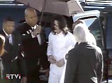 В калифорнийском городе Санта-Мария завершился первый день суда над Майклом Джексоном