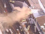 В аэропорту Тетерборо штата Нью-Джерси в США пассажирский самолет врезался в здание