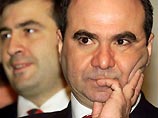 Официальная версия смерти премьер-министра Зураба Жвания от отравления угарным газом в ночь со среды на четверг у многих в Грузии не вызвала доверия Официальная версия смерти премьер-министра Зураба Жвания от отравления угарным газом в ночь со среды на четверг у многих в Грузии не вызвала доверия