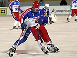 Россия демонстрирует 100-процентный результат на чемпионате мира по хоккею с мячом Россия демонстрирует 100-процентный результат на чемпионате мира по хоккею с мячом