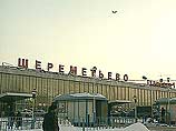 Из-за штормового предупреждения и шквалистого ветра сегодня прекращены все вылеты из московского аэропорта "Шереметьево" Из-за штормового предупреждения и шквалистого ветра сегодня прекращены все вылеты из московского аэропорта "Шереметьево"