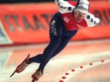 Американский конькобежец Шейни Дэвис стал чемпионом мира в многоборье 