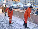Днем столбик термометра не опустится ниже 6-8 градусов в городе и 6-10 градусов ниже 0 в его окрестностях. Снег не ожидается. Ветер, сменивший направление на северо-восточное, будет достигать скорости 2-5 м/сек Днем столбик термометра не опустится ниже 6-8 градусов в городе и 6-10 градусов ниже 0 в его окрестностях. Снег не ожидается. Ветер, сменивший направление на северо-восточное, будет достигать скорости 2-5 м/сек