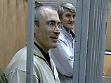 Защита Михаила Ходорковского начала представлять доказательства его невиновности в суде