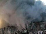 В Москве произошел пожар в двухэтажном торговом комплексе Черкизовского рынка В Москве произошел пожар в двухэтажном торговом комплексе Черкизовского рынка