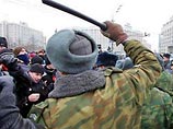 Авангард красной молодежи заявляет об избиении активистов организации ОМОНом Авангард красной молодежи заявляет об избиении активистов организации ОМОНом