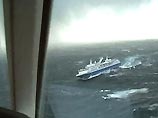 Круизный лайнер с 700 пассажирами на борту подал сигнал SOS Круизный лайнер с 700 пассажирами на борту подал сигнал SOS