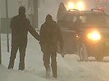 Снегопад практически парализовал движение транспорта по главным улицам Москвы