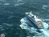 Круизный лайнер с 791 человеком на борту подал сигнал SOS в Средиземном море