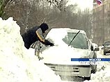 Движение транспорта в Москве затруднено из-за мокрого снега, переходящего в дождь Движение транспорта в Москве затруднено из-за мокрого снега, переходящего в дождь