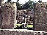 Храм Изобилия инков в перуанской деревне Чукито представляет собой каменный блок с многочисленными каменными скульптурами в виде фаллосов