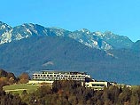На месте бывшей резиденции Гитлера в Оберзальцберге, около Берхтесгадена в немецких Альпах, откроется гостиница, сообщили власти Баварии