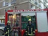 Израильские пожарные борются с долгами по зарплате, "конвоируя" мэра-должника