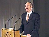 Лукашенко рассказал, что не допустит в Белоруссии "цветных" революций Лукашенко рассказал, что не допустит в Белоруссии "цветных" революций