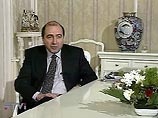 Березовский прилетел в Ригу с паспортом на имя Платона Еленина Березовский прилетел в Ригу с паспортом на имя Платона Еленина