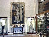 Жена экс-диктатора страны Маркоса выставила на всеобщее обозрение свою коллекцию туфель Жена экс-диктатора страны Маркоса выставила на всеобщее обозрение свою коллекцию туфель