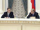 При этом Невзлин отмечает, что Касьянов "выходец из номенклатуры, но этот человек освободился от многого, судя по тому, что он говорит, он человек свободный и перспективный" При этом Невзлин отмечает, что Касьянов "выходец из номенклатуры, но этот человек освободился от многого, судя по тому, что он говорит, он человек свободный и перспективный"