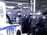 За взяточничество арестованы пятеро сотрудников полиции Нью-Йорка За взяточничество арестованы пятеро сотрудников полиции Нью-Йорка